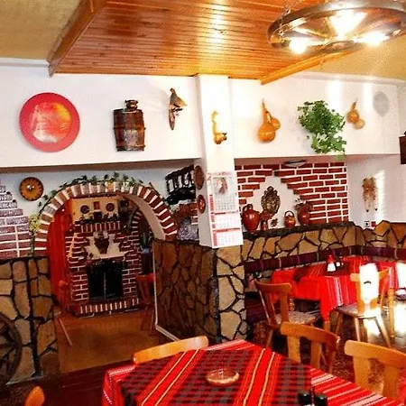 Mavrikova Kushta 3* Банско